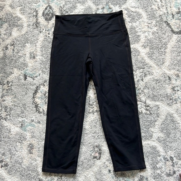 Athleta Black Cropped Leggings - Picture 1 of 9